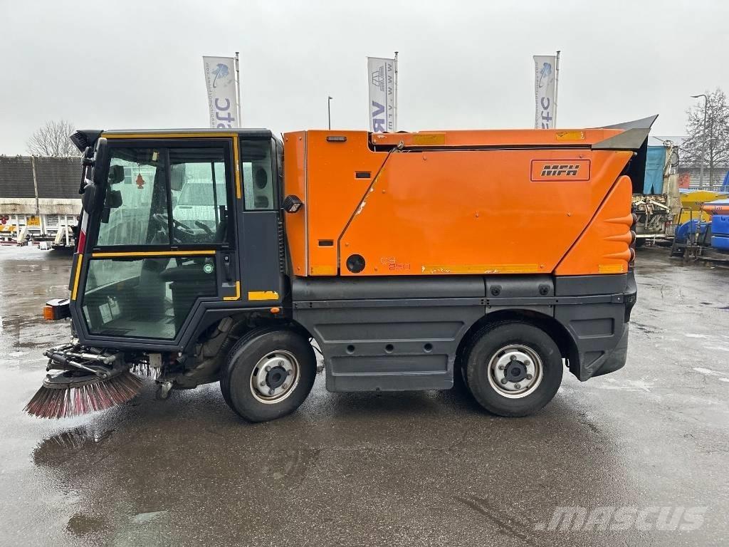 Schmidt MFH 250 Вакуумные уборочные машины