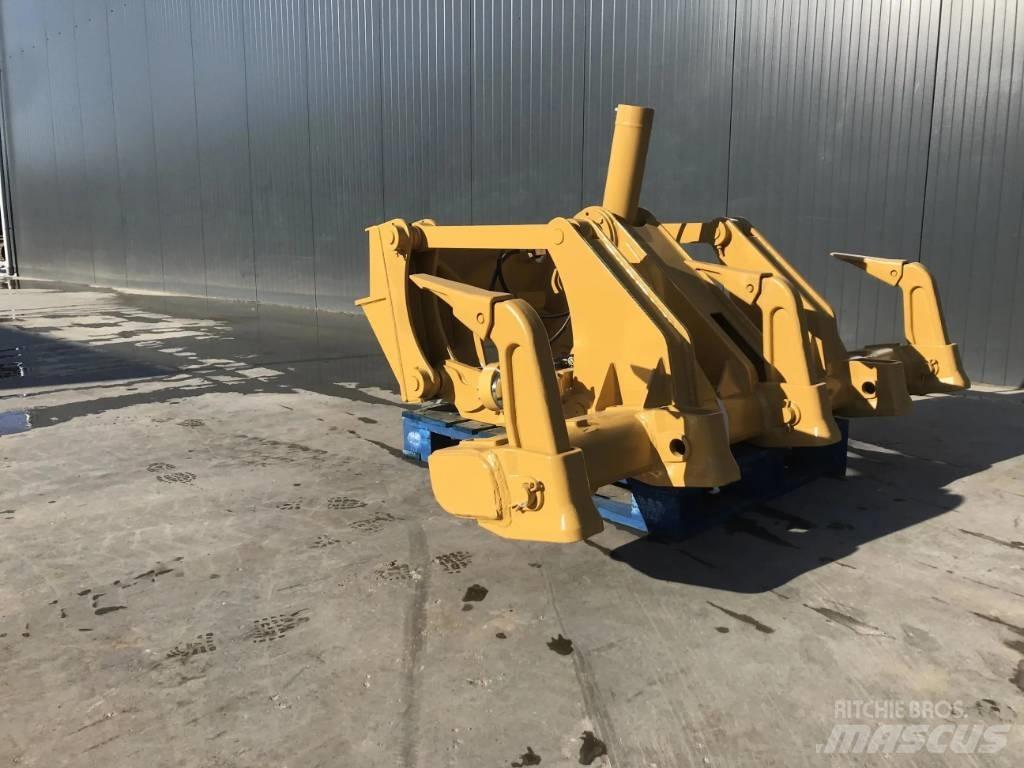 CAT 12G Навесные рыхлители