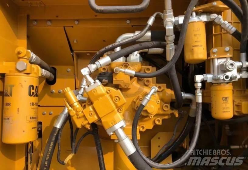 CAT 336D2 Гусеничные экскаваторы