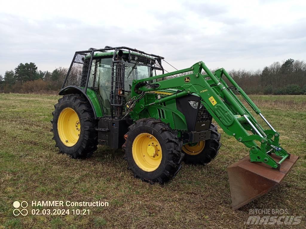 John Deere 6115M Лесохозяйственные тракторы