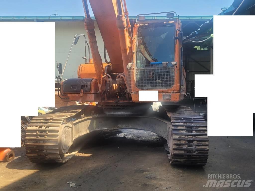 Doosan DX 300 LCA Гусеничные экскаваторы