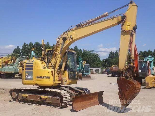 Komatsu PC 128 Гусеничные экскаваторы