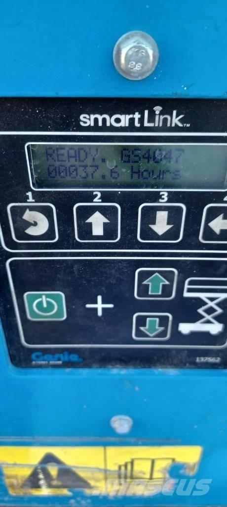 GENIE GS4047 Ножничные подъемники