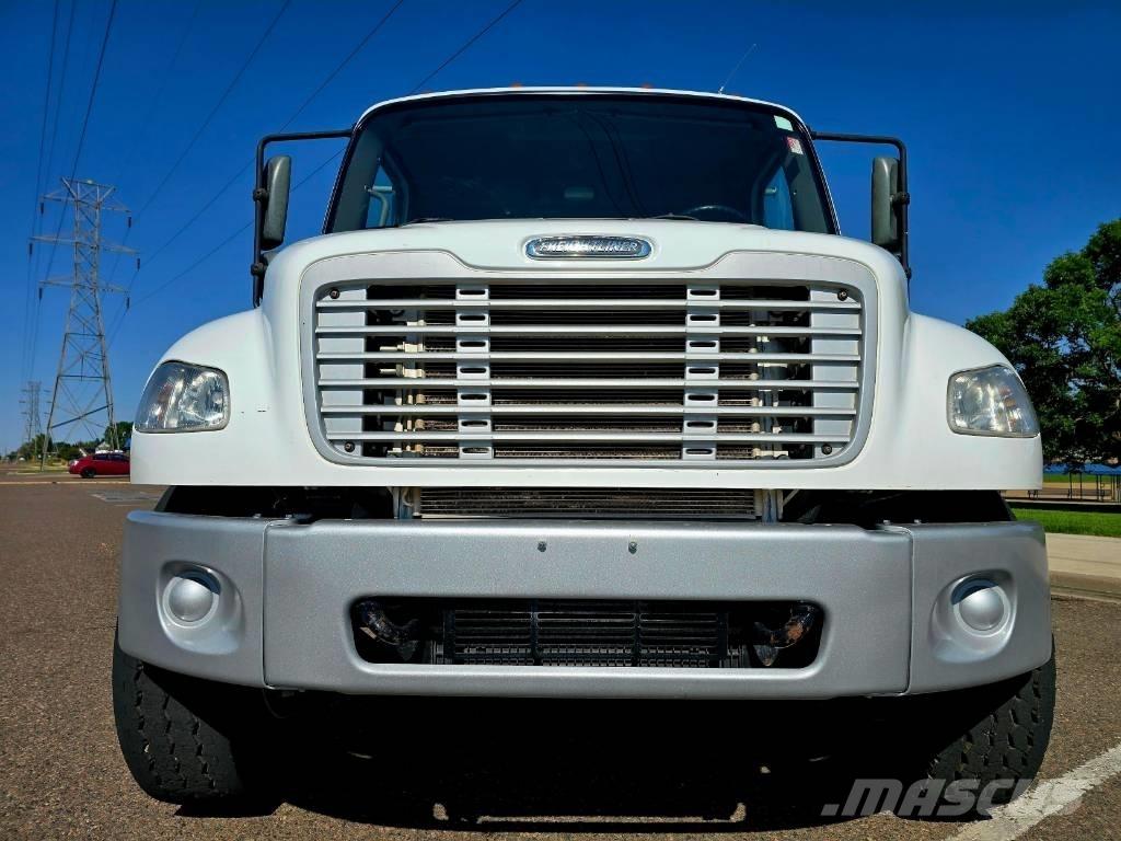 Freightliner M 106 Грузовики-Самосвалы
