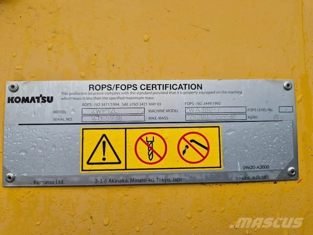 Komatsu WA 380 - 7 Фронтальные погрузчики