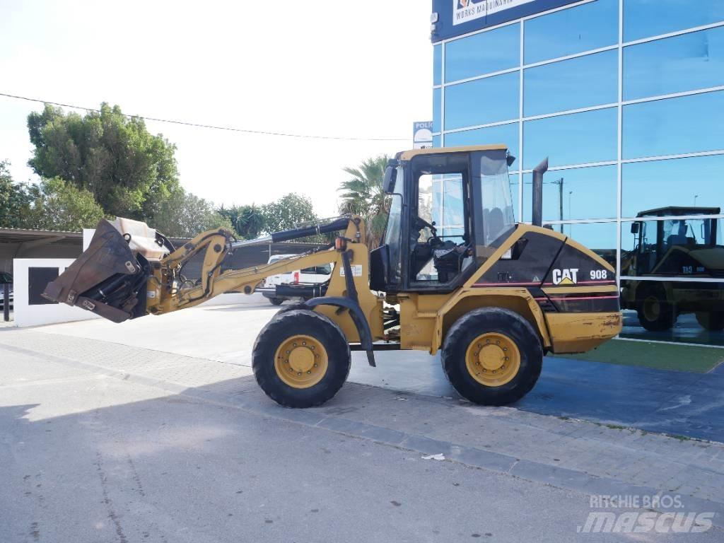 CAT 908 Фронтальные погрузчики
