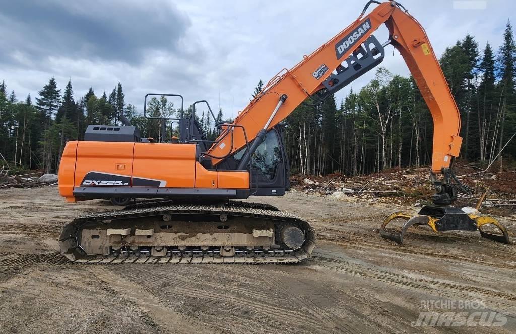 Doosan DX 225 LC-5 Гусеничные экскаваторы