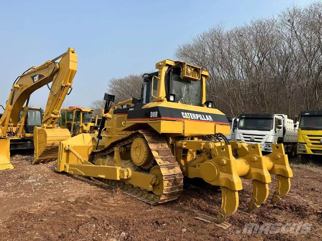CAT D8R Гусеничные бульдозеры