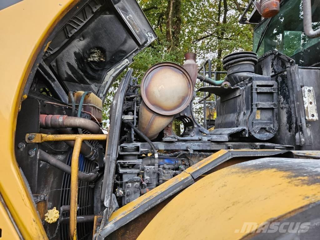 CAT 950 K Фронтальные погрузчики