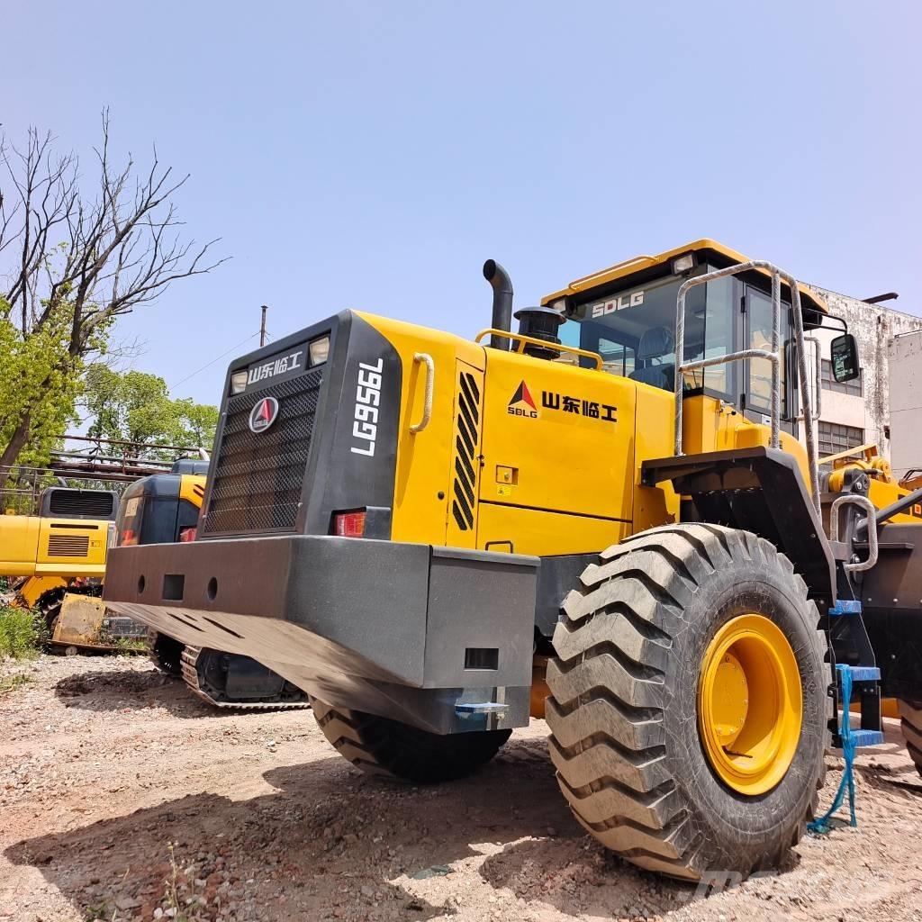 SDLG 956L Фронтальные погрузчики