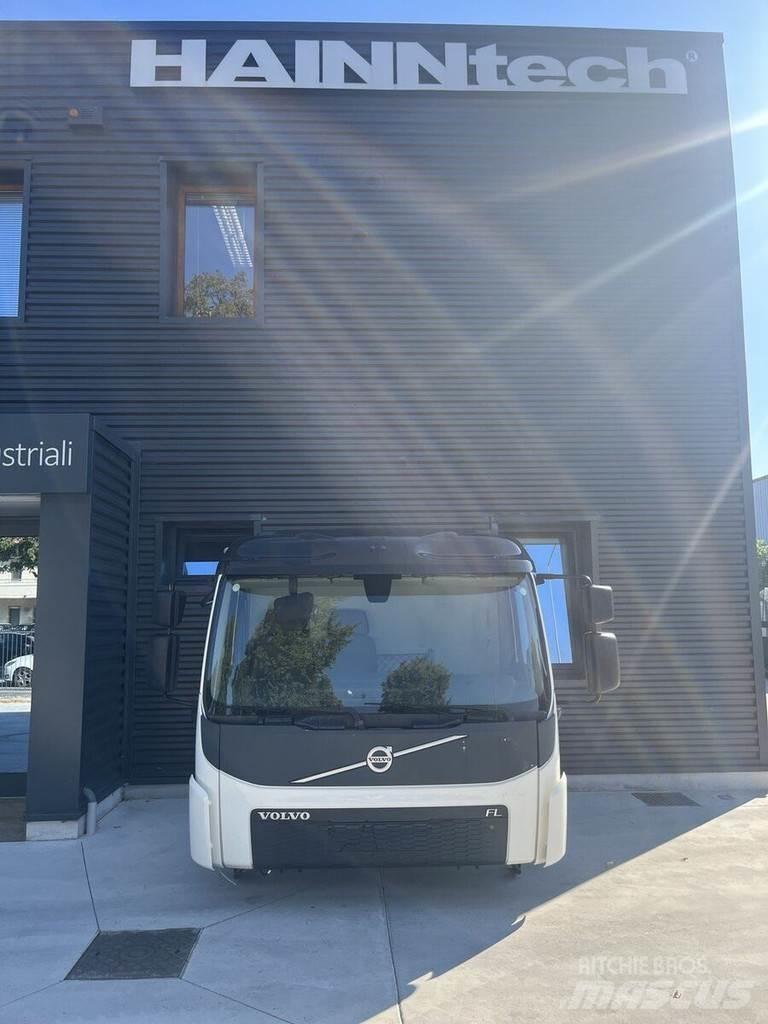 Volvo Day Cab Кабины