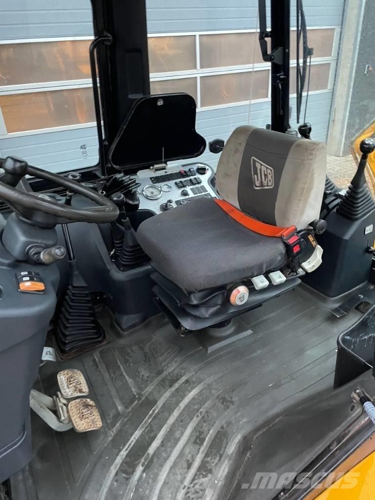 JCB 2CX Экскаваторы-погрузчики