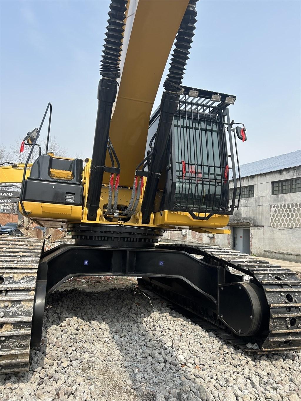 CAT 340 Гусеничные экскаваторы