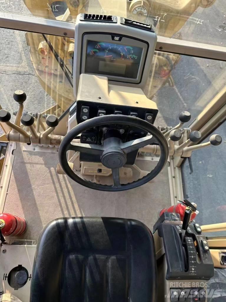 CAT 140 K Грейдеры