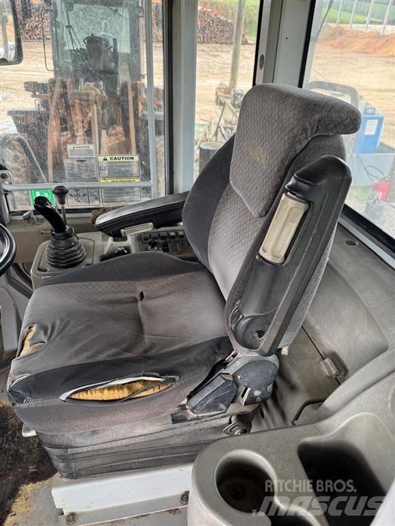 Hyundai HL 757 TM-7 Фронтальные погрузчики