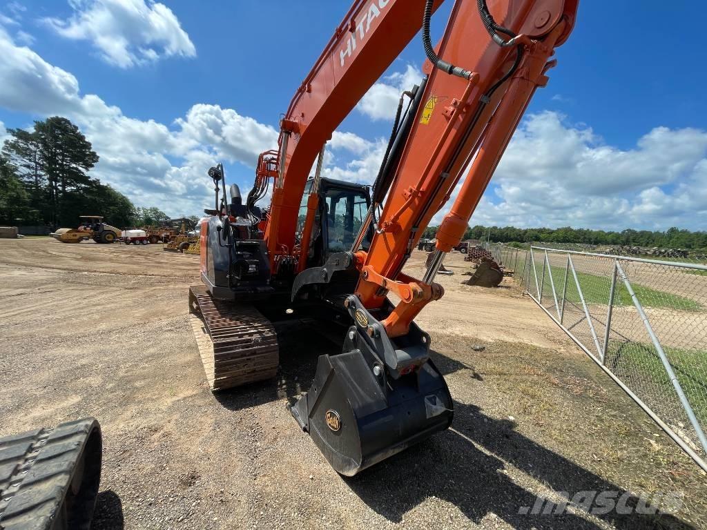 Hitachi ZX 135 US-6 Гусеничные экскаваторы