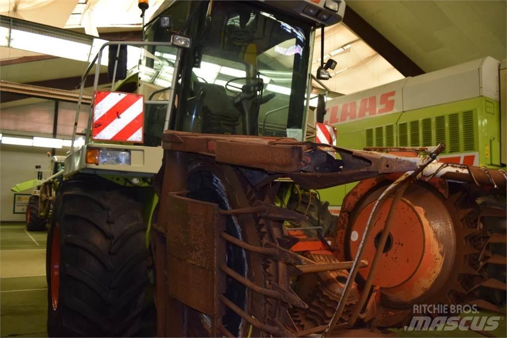 CLAAS Jaguar 860 Самоходные кормоуборочные комбайны