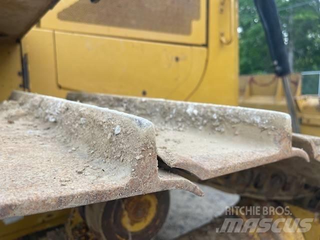 CAT D 6 T LGP Гусеничные бульдозеры