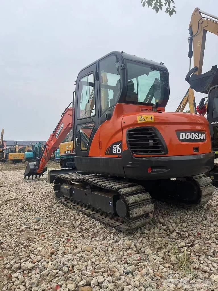 Doosan DX60 Мини-экскаваторы