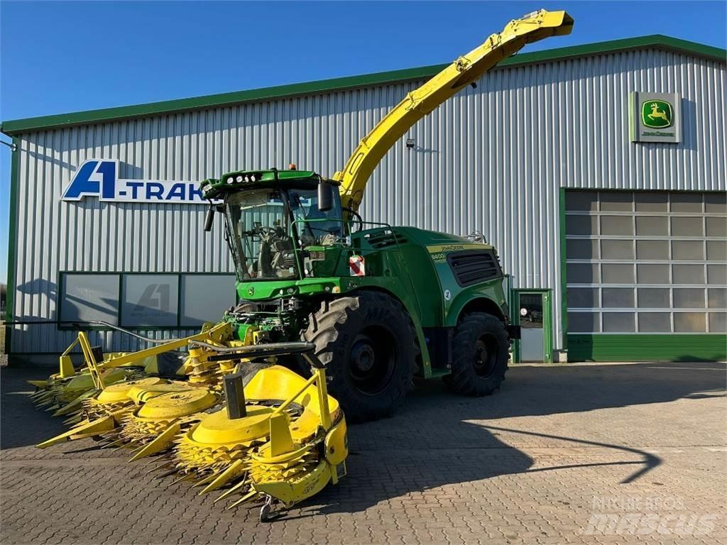 John Deere 8400i Прицепные кормоуборочные комбайны