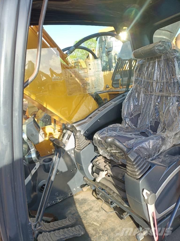 Hyundai R220LC-9S Гусеничные экскаваторы