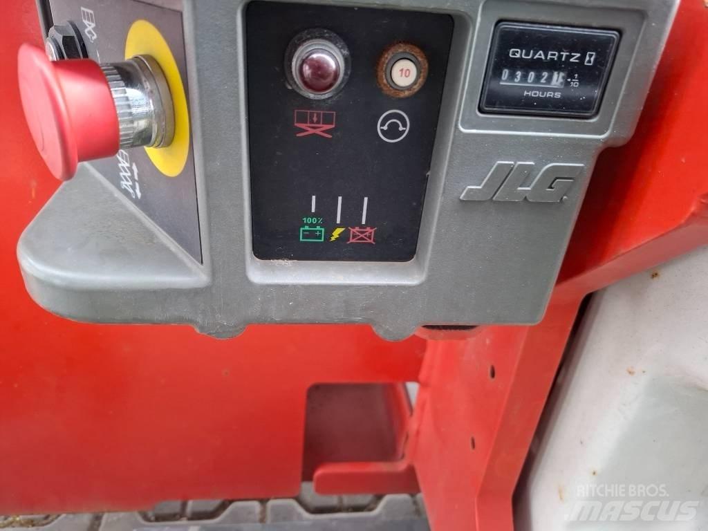 JLG 2646 ES Ножничные подъемники