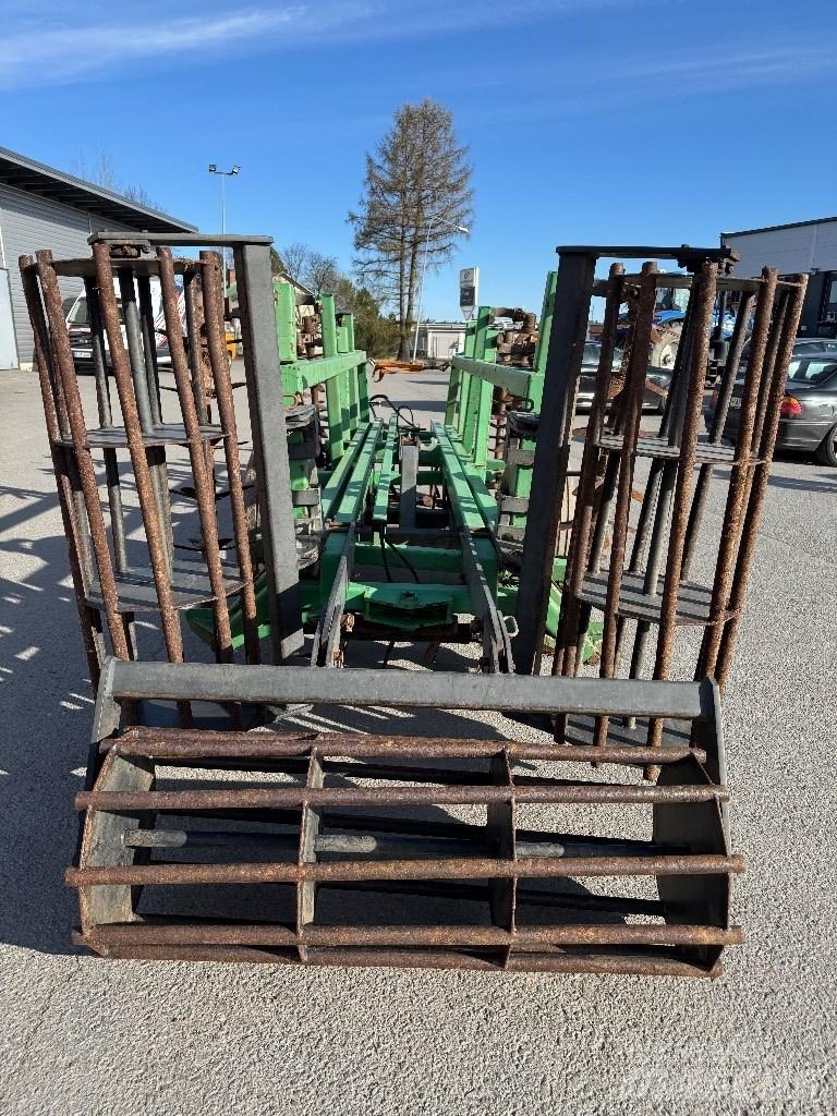 Kronos 3800 Пружинные бороны