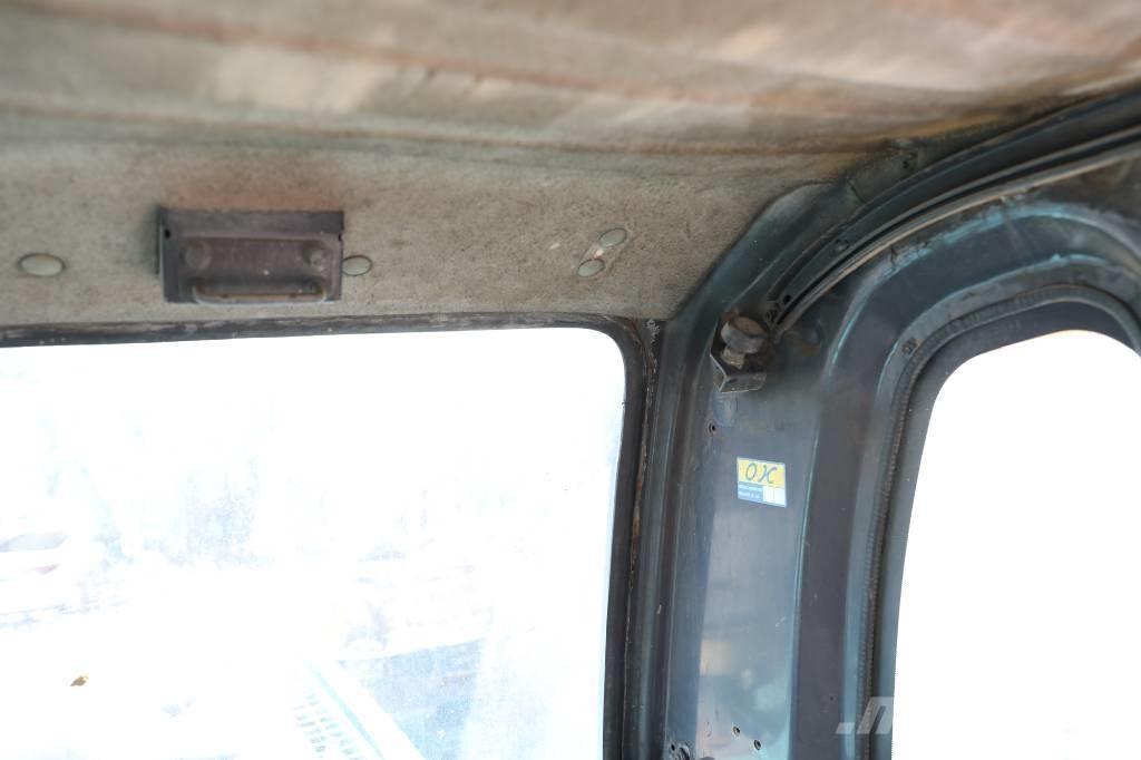 Kobelco SK 210-8 Гусеничные экскаваторы