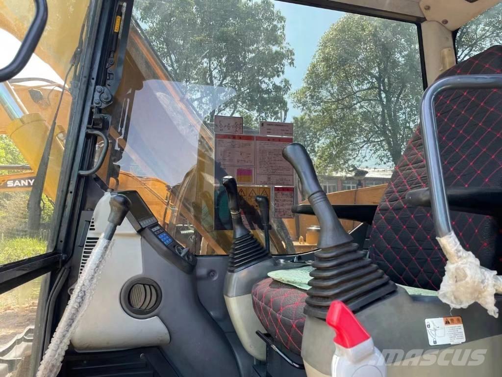Komatsu PC70-8 Малые экскаваторы 7т-12т