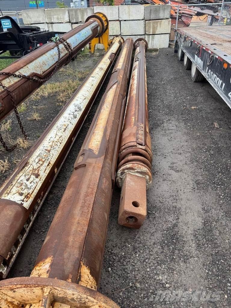 Bauer BG 24H Гусеничные буровые установки