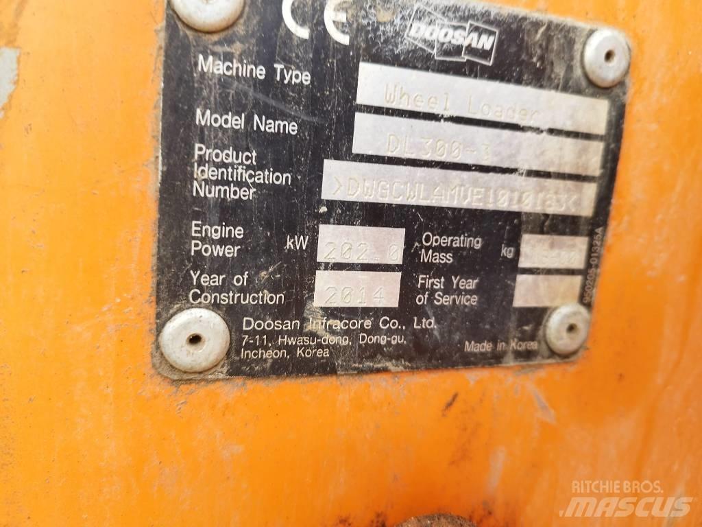 Doosan DL 300-3 Фронтальные погрузчики