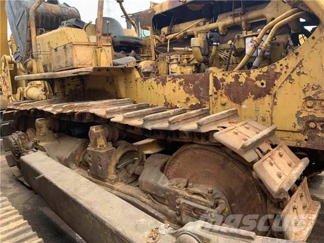 CAT D8K Гусеничные бульдозеры