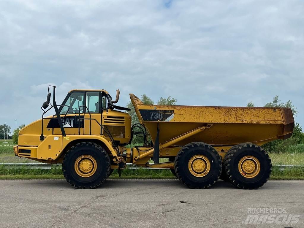 CAT 730 Шарнирно-сочленённые самосвалы