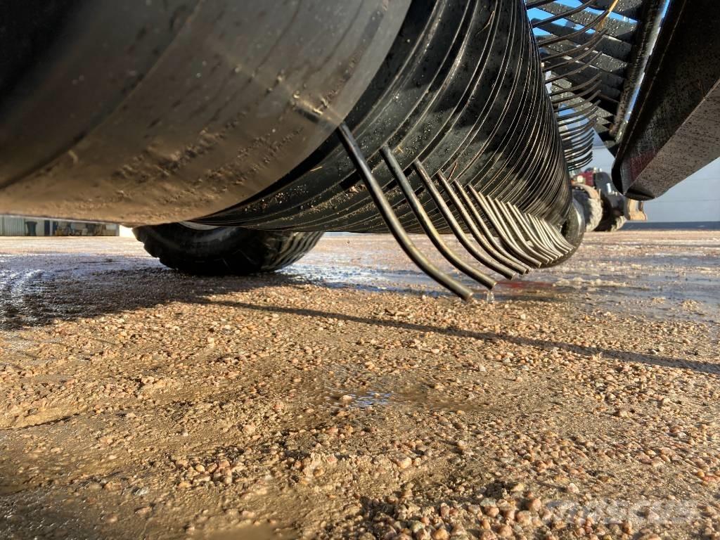 CASE RB465 Рулонные пресс-подборщики