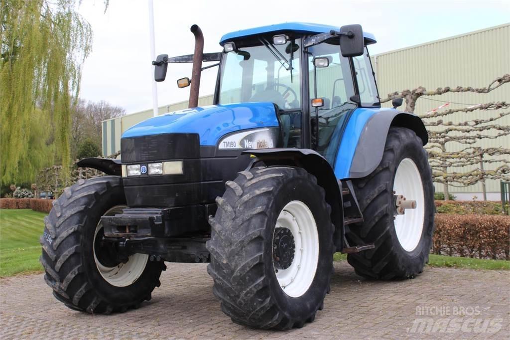 New Holland TM190 Трактора