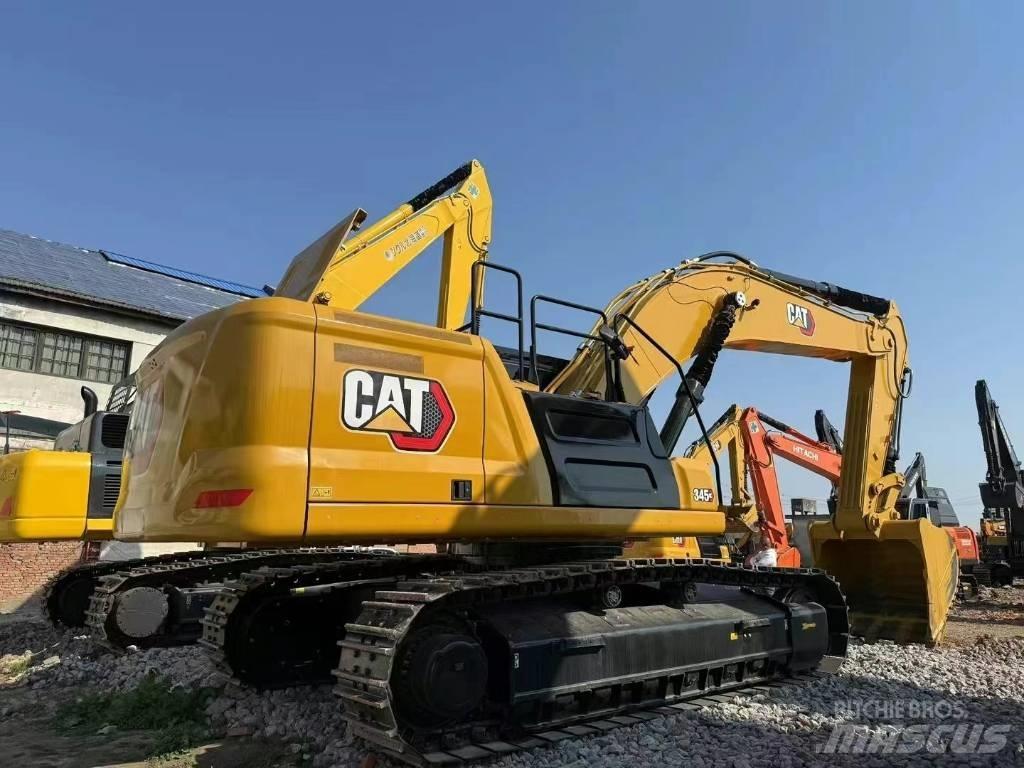 CAT 345GC Гусеничные экскаваторы
