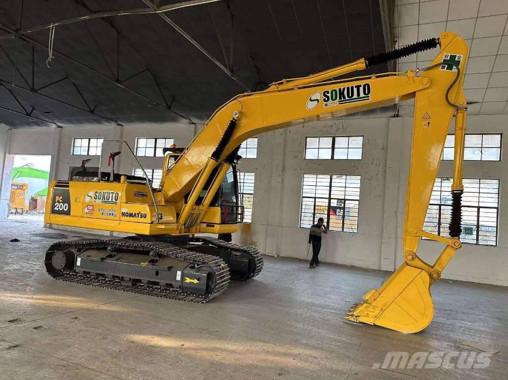 Komatsu PC 200-8 Гусеничные экскаваторы