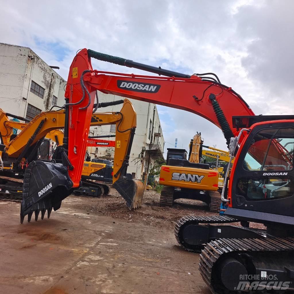 Doosan DX 300 LC Гусеничные экскаваторы