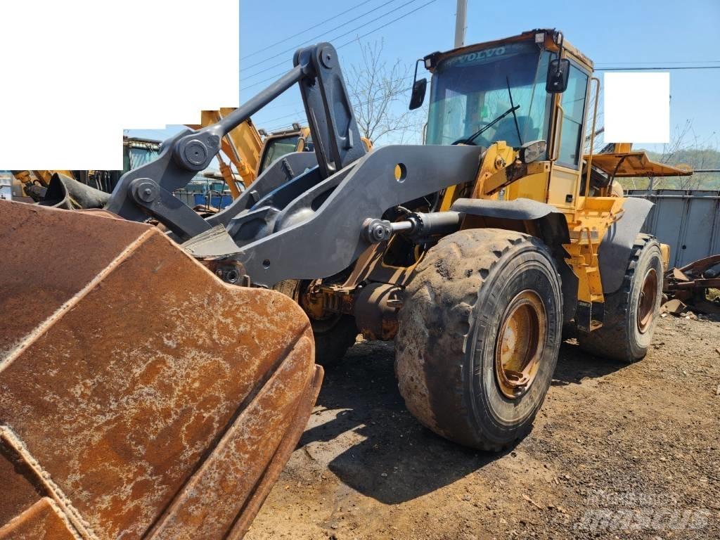 Volvo L 120 E Фронтальные погрузчики