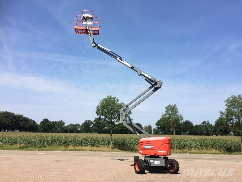 SkyJack SJ 46 AJ Коленчатые подъемники