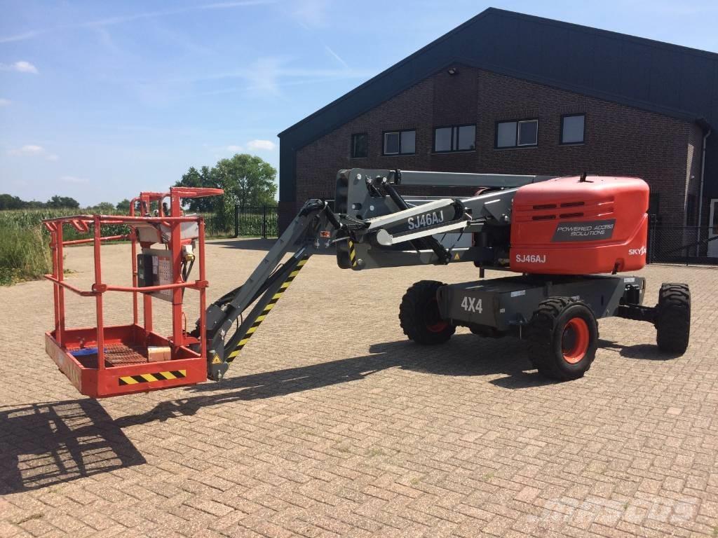 SkyJack SJ 46 AJ Коленчатые подъемники