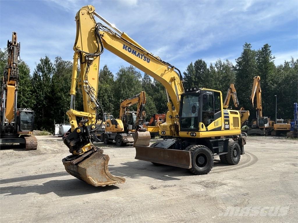 Komatsu PW 180-11 Колёсные экскаваторы