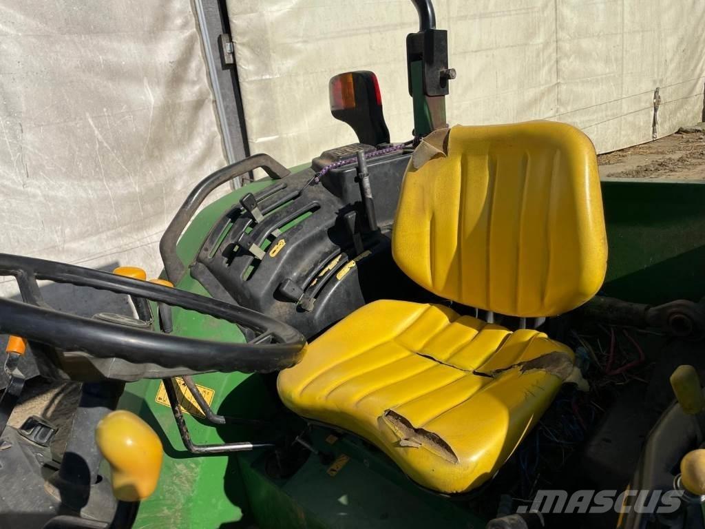 John Deere 5215 Трактора