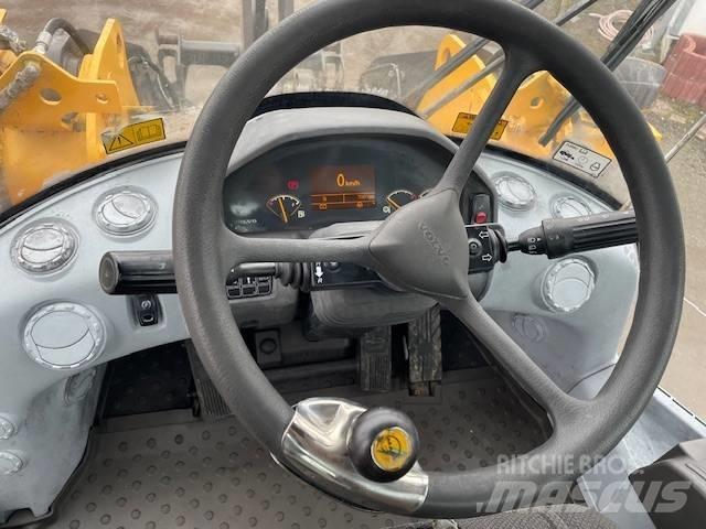Volvo L 60 F Фронтальные погрузчики