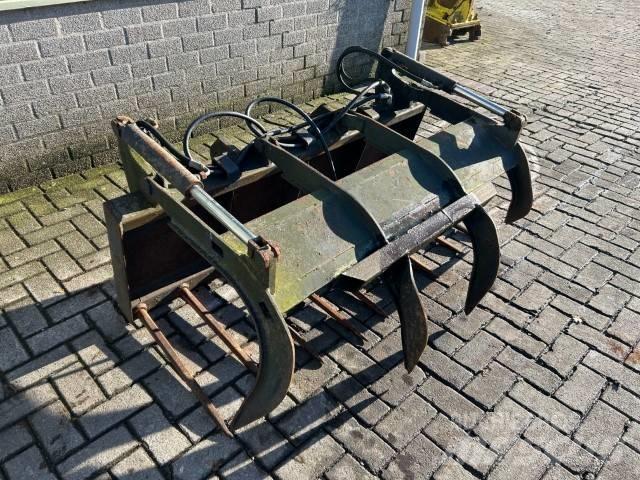 JCB Pelikan bak Ковши