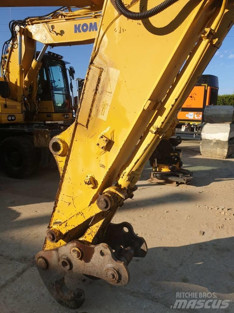 Komatsu PC160LC-7 Гусеничные экскаваторы