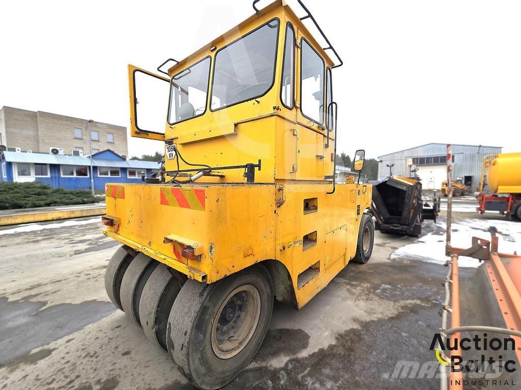 Hamm GRW 18 Пневматические катки