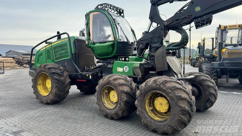 John Deere 1270 E Харвестеры