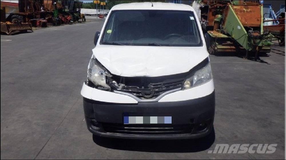 Nissan NV 200 Изотермический фургон