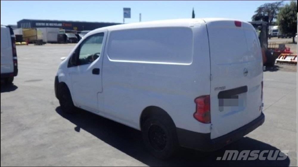 Nissan NV 200 Изотермический фургон
